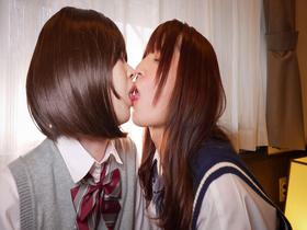 たんぽぽ☆プレゼンツ！やっぱり生が好き ガチ中出し解禁 かおり♂しあ♂ヤリまくりレズ生アナルセックス遊び 5SEX 6NAKADASHI 11GOKKUN　サンプル画像02